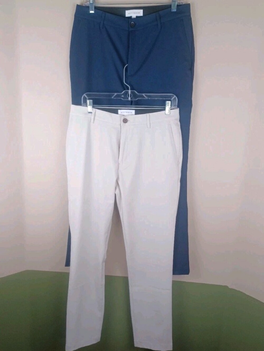 Lot Of 2 Mott & Bow Pants Mens 31x30 Tech Trousers Straight Stretch Golf Casual